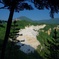 照らされた山肌