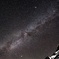 見上げる星と燕岳