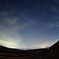 草原と星空