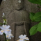 石仏に添える