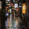 雨の法善寺横町
