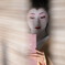 御簾越しのお姐さん