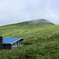 青屋根の小屋