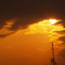 呼子の垣間見えた夕日です。
