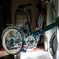 ガレージの自転車