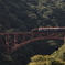 峡谷の上で