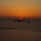 夕陽、島に沈む