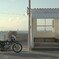 とある浜辺のバス停より。