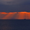 冬の播磨灘に沈む夕日１４（薄明光線）