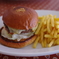 バーガーショップの昼下がり