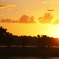 飛行機と夕日