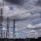 送電線と雲