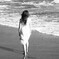 浜辺の女