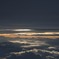 雲の上から