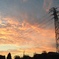 オレンジ と 送電塔