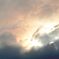 雲間の朝陽