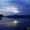 湖の夕景