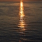 船に沈む夕日。