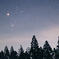 小人達が見上げる星空