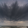 迫る雨雲