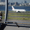 空港にて