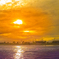 夕陽染まる海