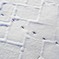 雪のピースにアクセント