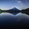 湖面の銀河