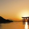 夕陽と宮島 厳島神社 大鳥居