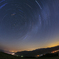 高原に星巡る