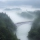四連、雲上を往く