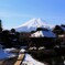 茅葺屋根も雪化粧