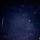 流れ星とはくちょう座のデネブと天の川
