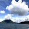 海からそり立つ開聞岳