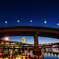 夜明けも輝く虹色橋
