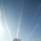 飛び出す飛行機雲