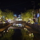 温泉街の夜景