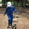 公園の丸太階段