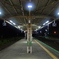 夜の静かなホーム