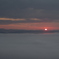 雲海に登る太陽