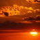 秋は夕暮れ