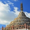 壬生寺・千体仏塔と冬の空