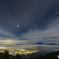 迫る雲