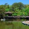 新緑と浮御堂