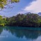 コバルトブルーの水面