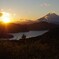 富士山と芦ノ湖と夕日