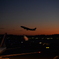 空港の夕暮れ