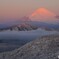 雪の朝、頂を染めて…