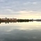 空と川