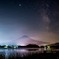 梅雨の富士と銀河の夜空